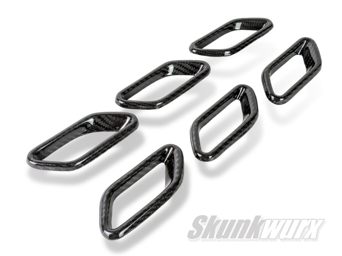 Maserati GranTurismo/GranCabrio Carbon Fibre Wing Air Intake Vent Cover (Gloss)