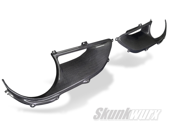 Ferrari 488 Carbon Fibre Rear Tail-Light Surround Trim Set (Gloss)